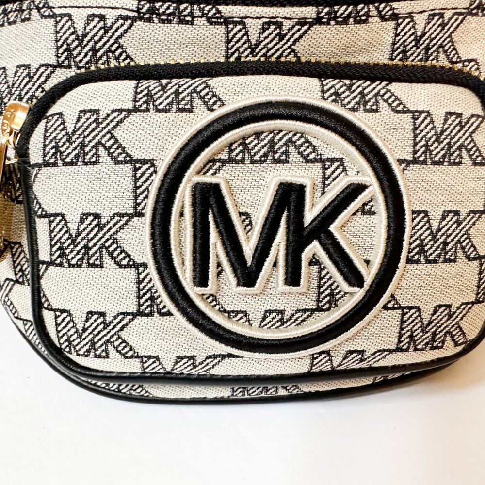 Michael Kors Erin XS Waist Pack Crossbody Fanny Pack Bag MK Graphic Beige Black - Picture 7 of 12